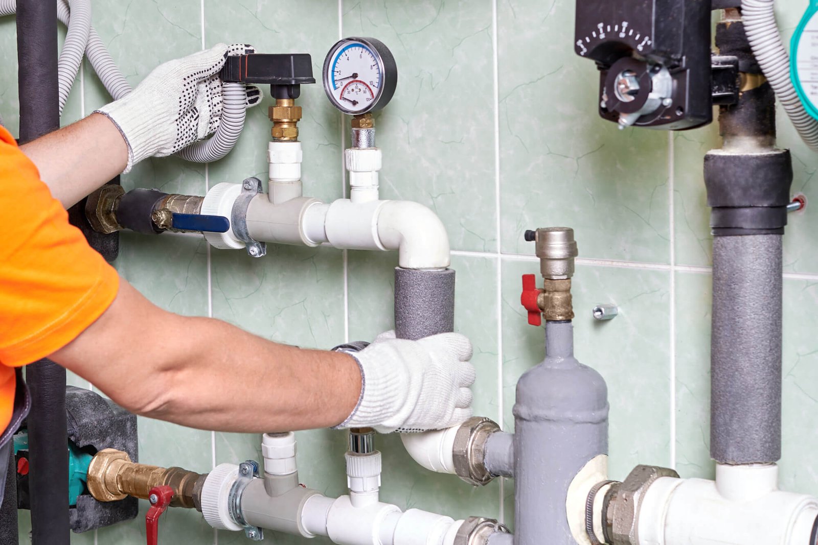 24/7 plumbing service for commercial buildings